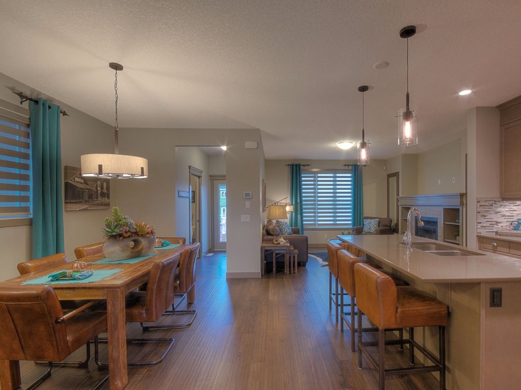 Estates Artesan Hickory River Rock
